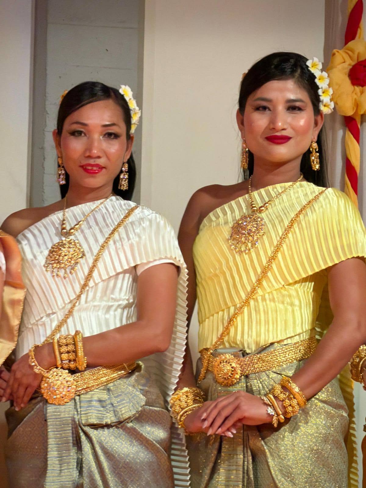 Apsara-Tanz und traditionelle Kostüme